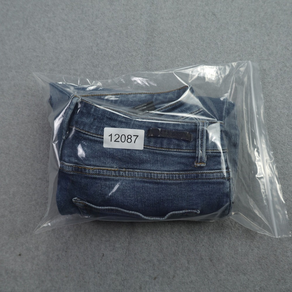 Risen Jeans Womens 30/11 Blue Distressed Straight Raw Hem Denim‎ High Rise - Picture 14 of 14